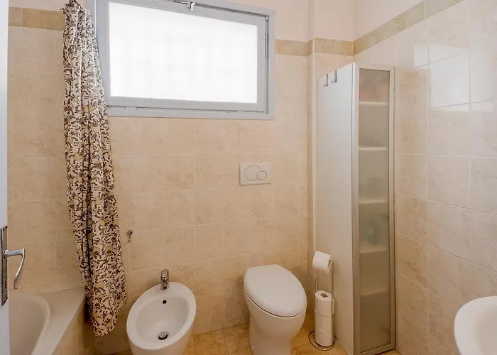 Guesthost - Foce Charming Seaview Flat Appartement San Remo