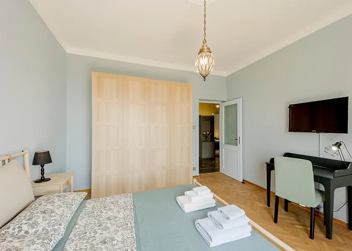 Appartement Guesthost - Foce Charming Seaview Flat San Remo