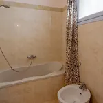 Guesthost - Foce Charming Seaview Flat *